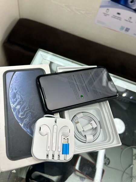 iPhone XR