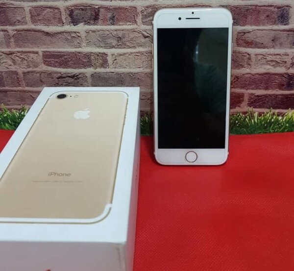 iPhone 7