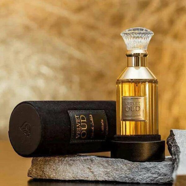 Velvet Oud