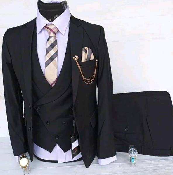 Suit noir