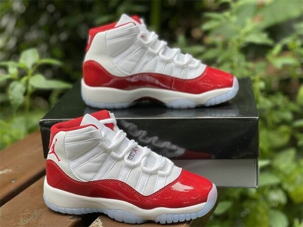 Jordan Retro 11