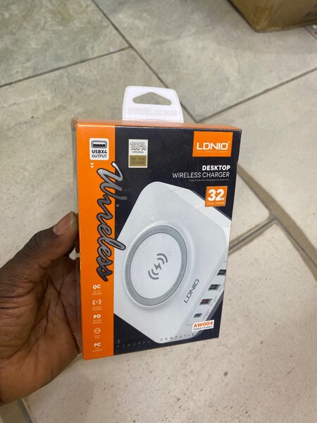 Wireless power bank