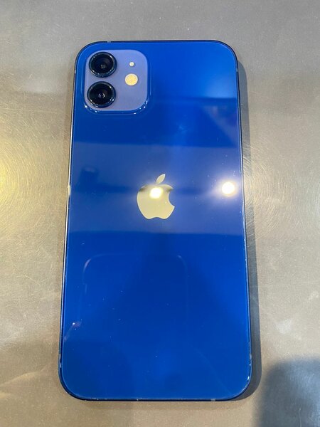iPhone 12