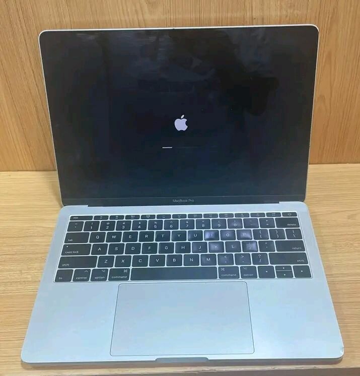 MacBook Pro 13" Retina Display