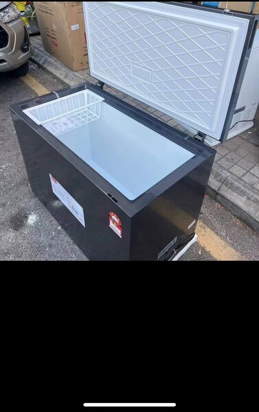TCL REFRIGERATOR