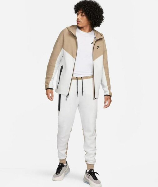 Pull Nike