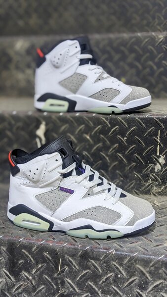 JORDAN 6