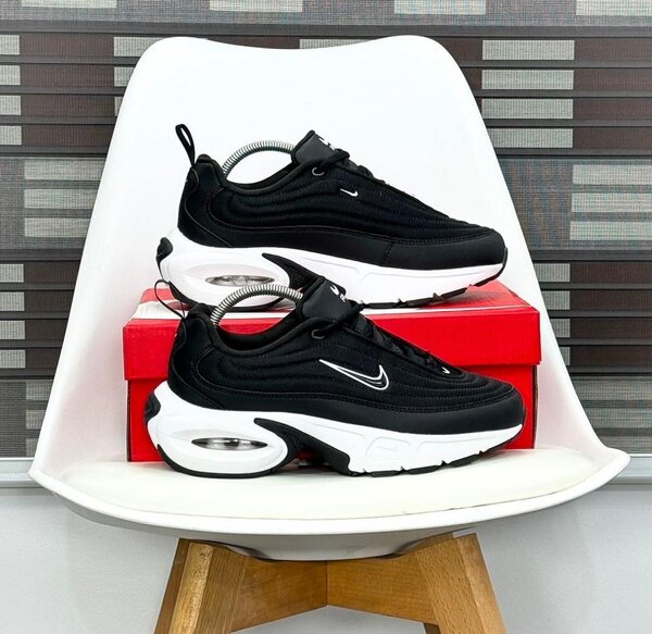NIKE CLASSIC