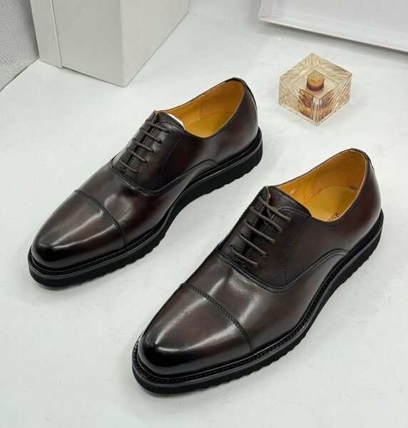 CLASSIC SHOES