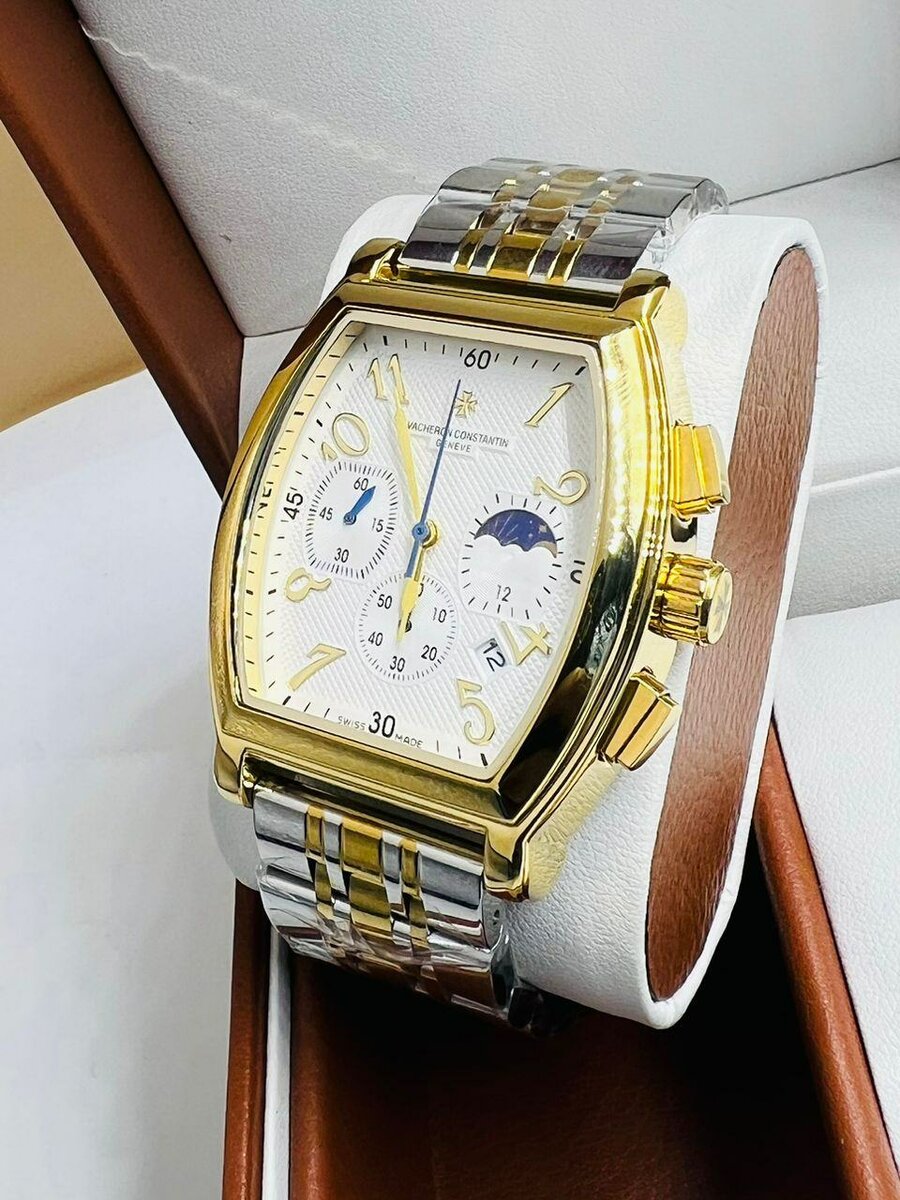 Une montre homme