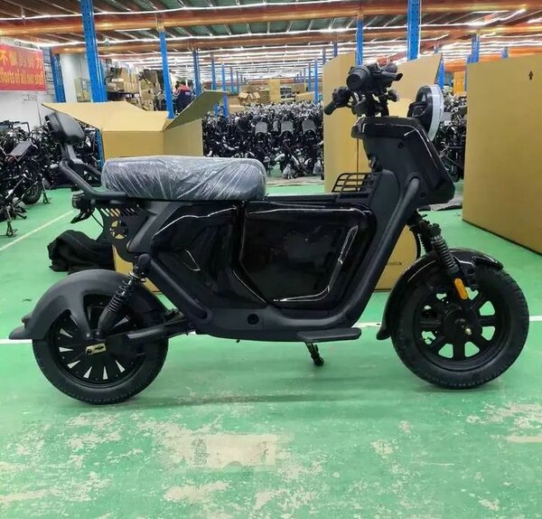 Scooter électrique moderne