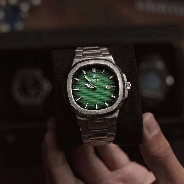 MONTRE POEDEGAR