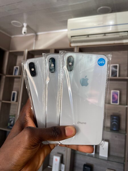 iPhone X