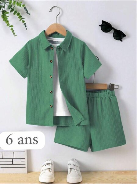 Chic vêtements pour petit garçon