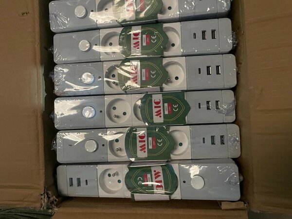 Bloc multiprise USB
