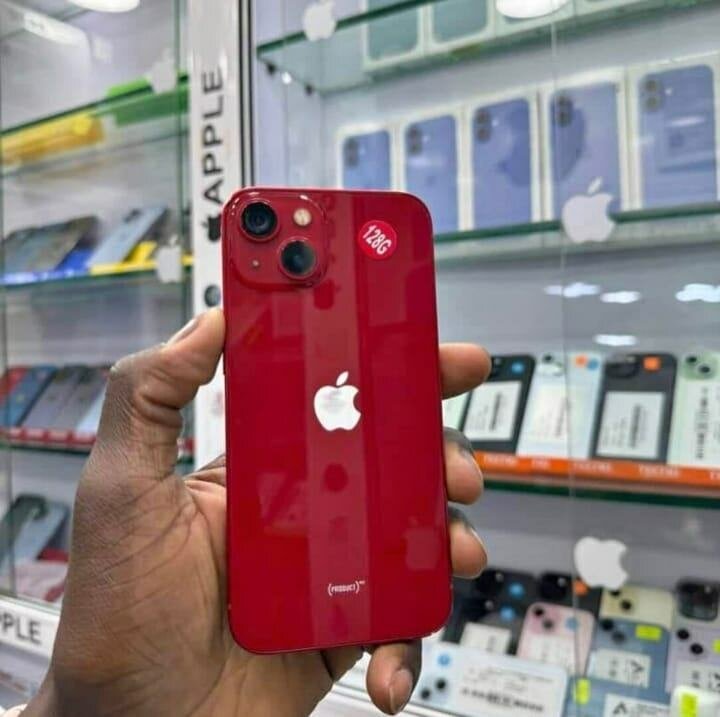 Apple iPhone 12 rouge