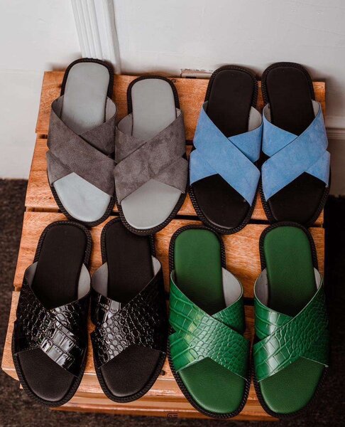 Lambano slides