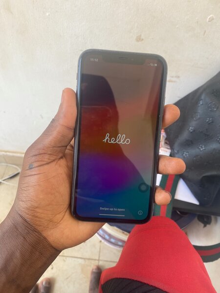 iPhone 11