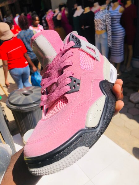 Jordan 4
