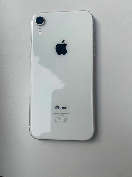 XR 128GB