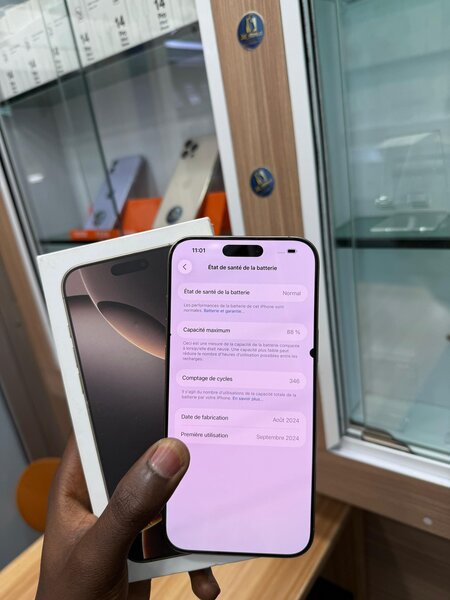 iPhone 16 pro Max 256 go
