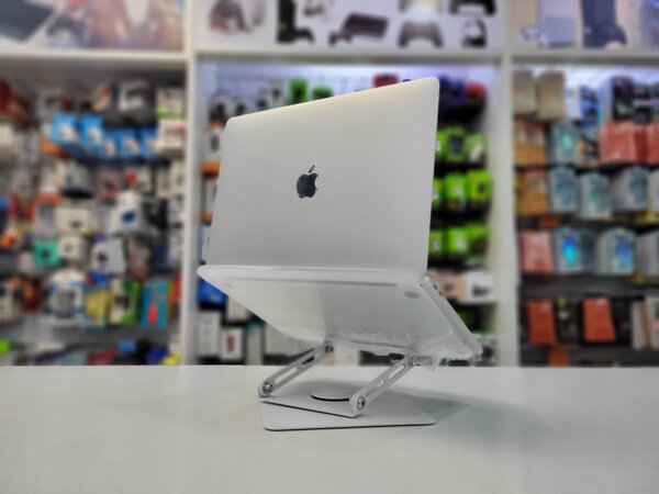 Laptop stand