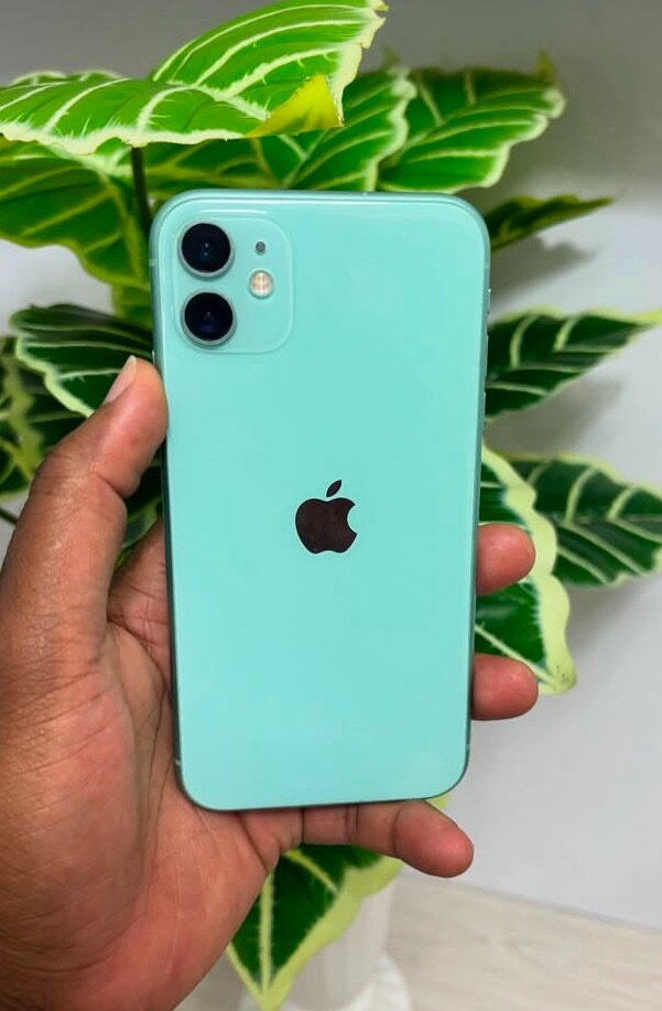 iPhone 11