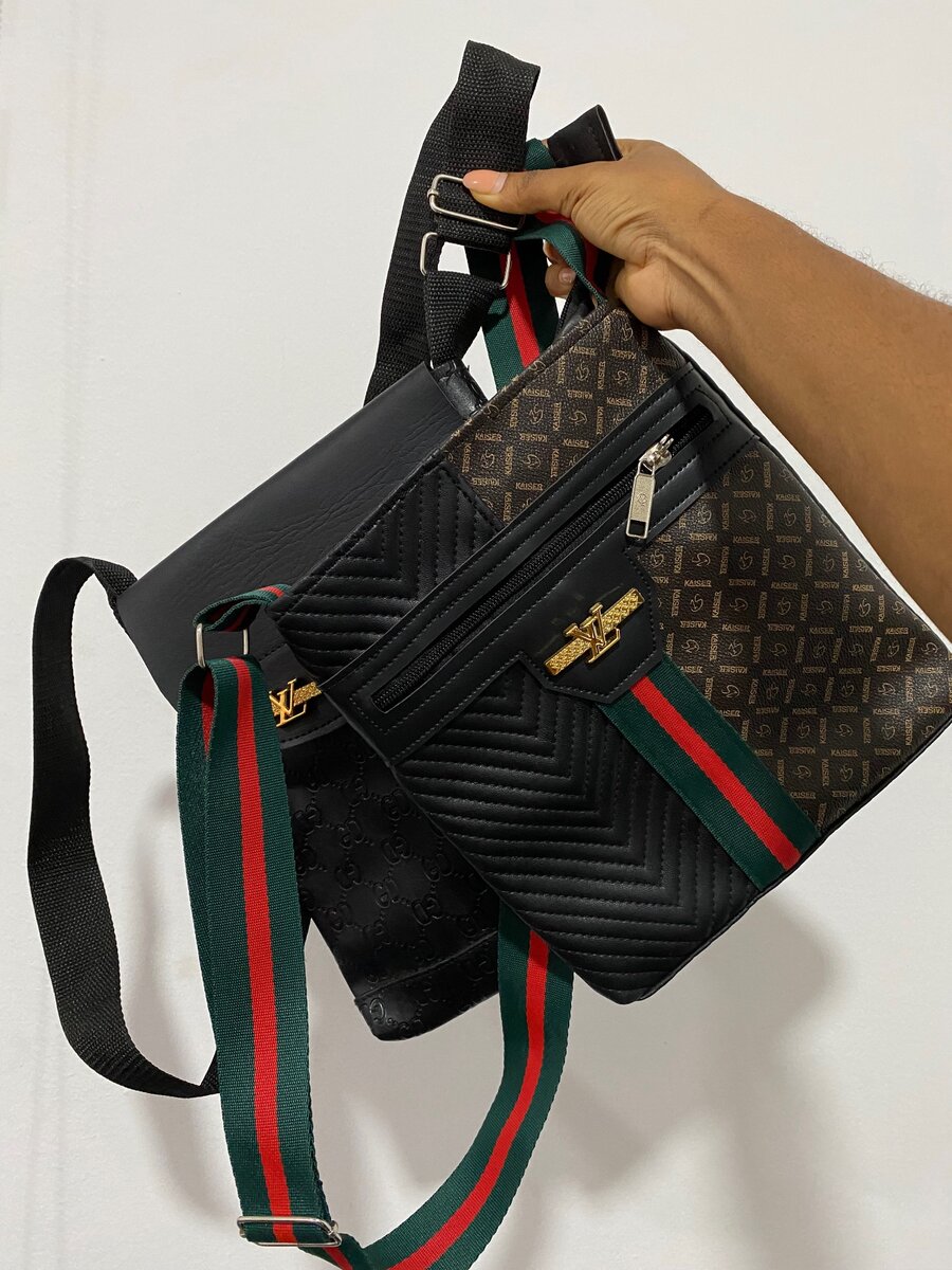 Cross arm bag