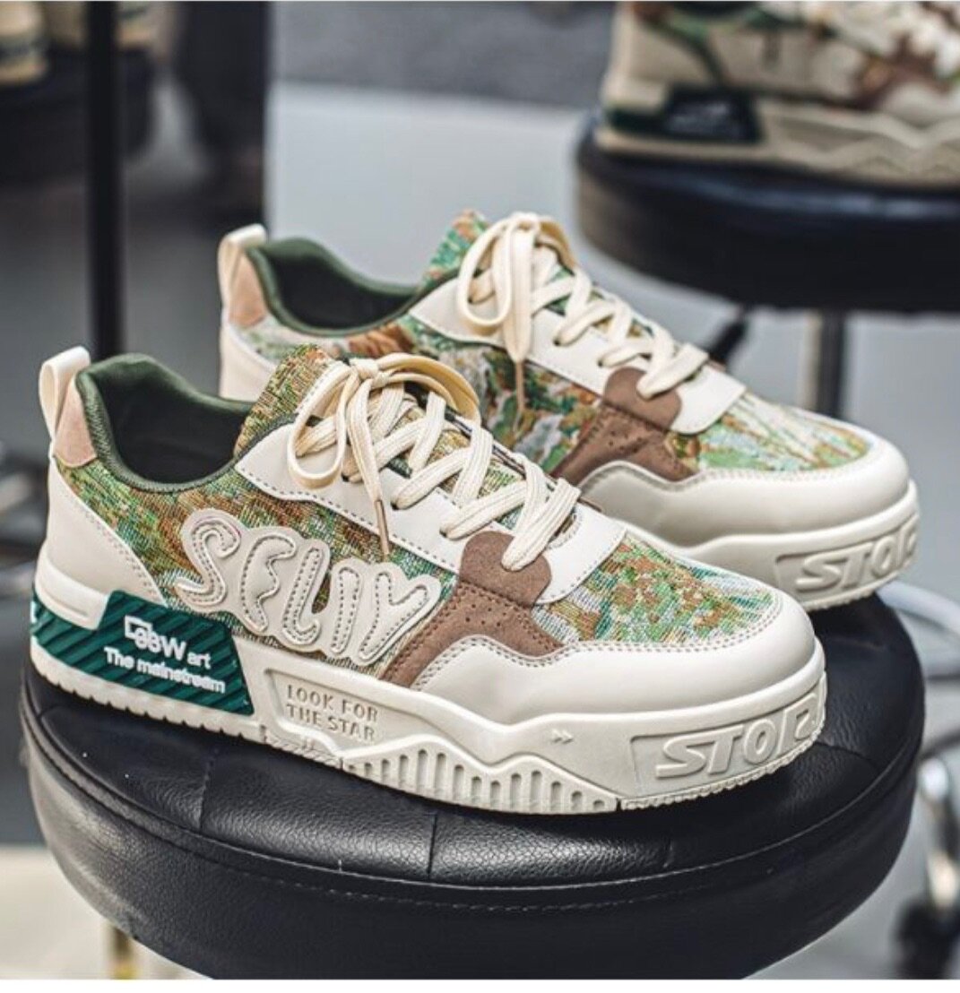 Sneakers