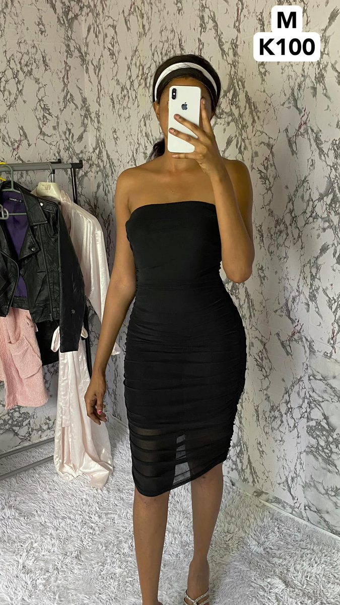 Robe noir