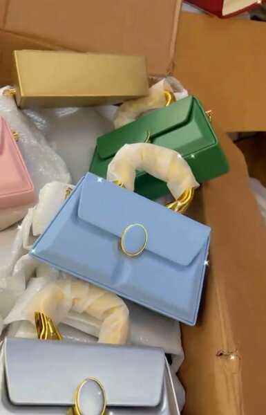 Sac à main élégant en cuir