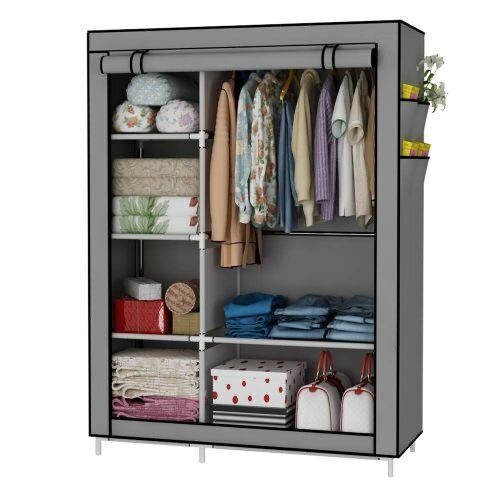 Foldable wardrobe