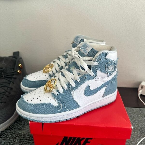 JORDAN 1 RETRO