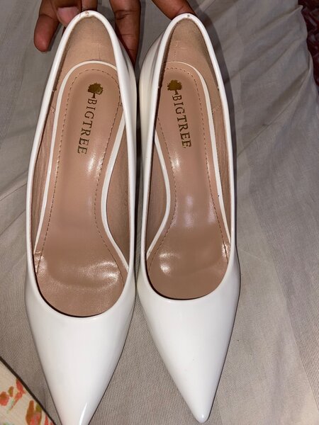 Ladies heel