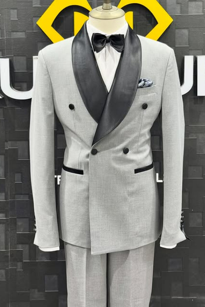 SUIT