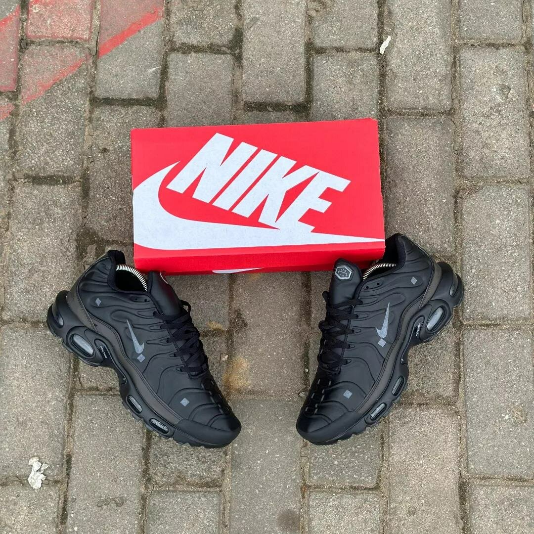 Chaussure NIKE TN