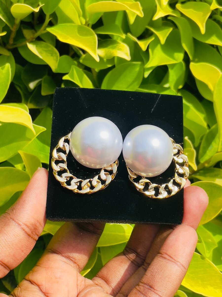 Earring