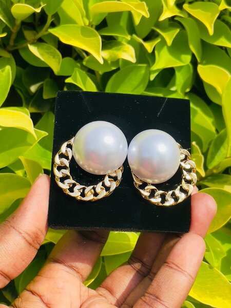 Earring