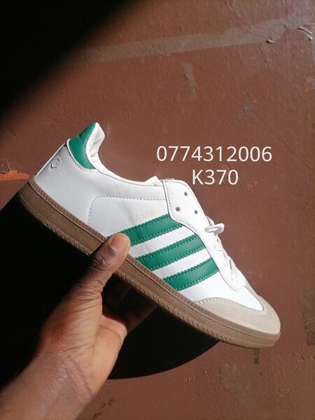 Unisex Sneakers