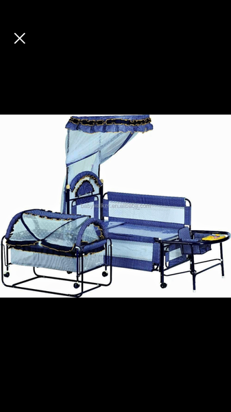 Baby cot with net