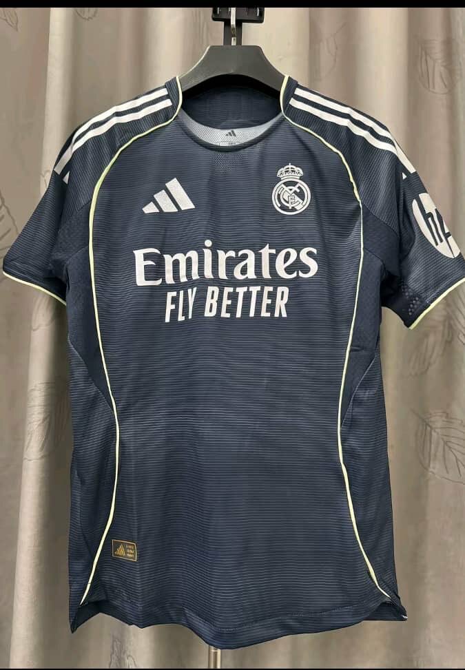 Maillot de football authentique