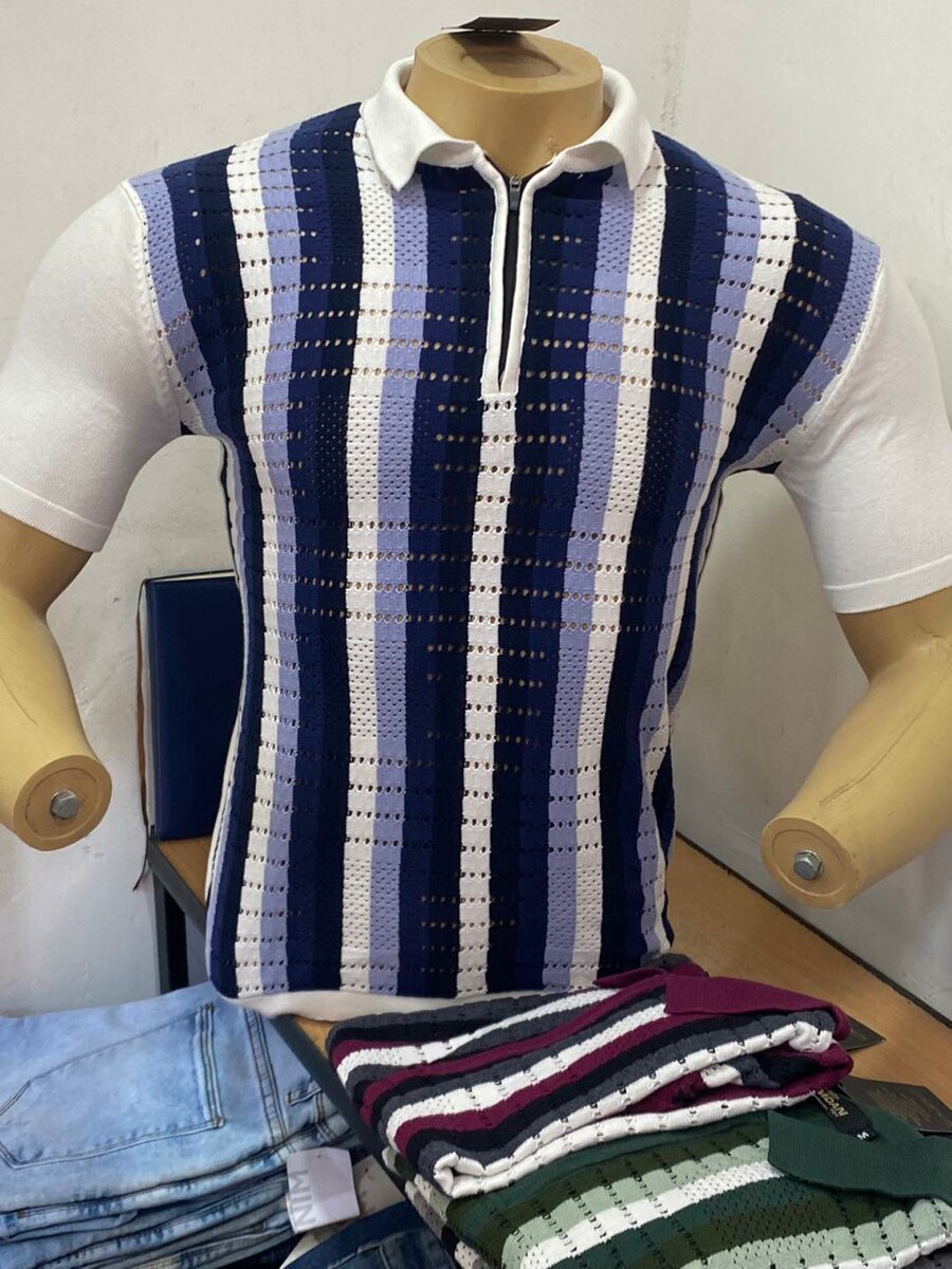 Semi-lock T-shirt