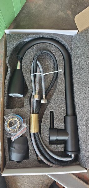 Kitchen faucet