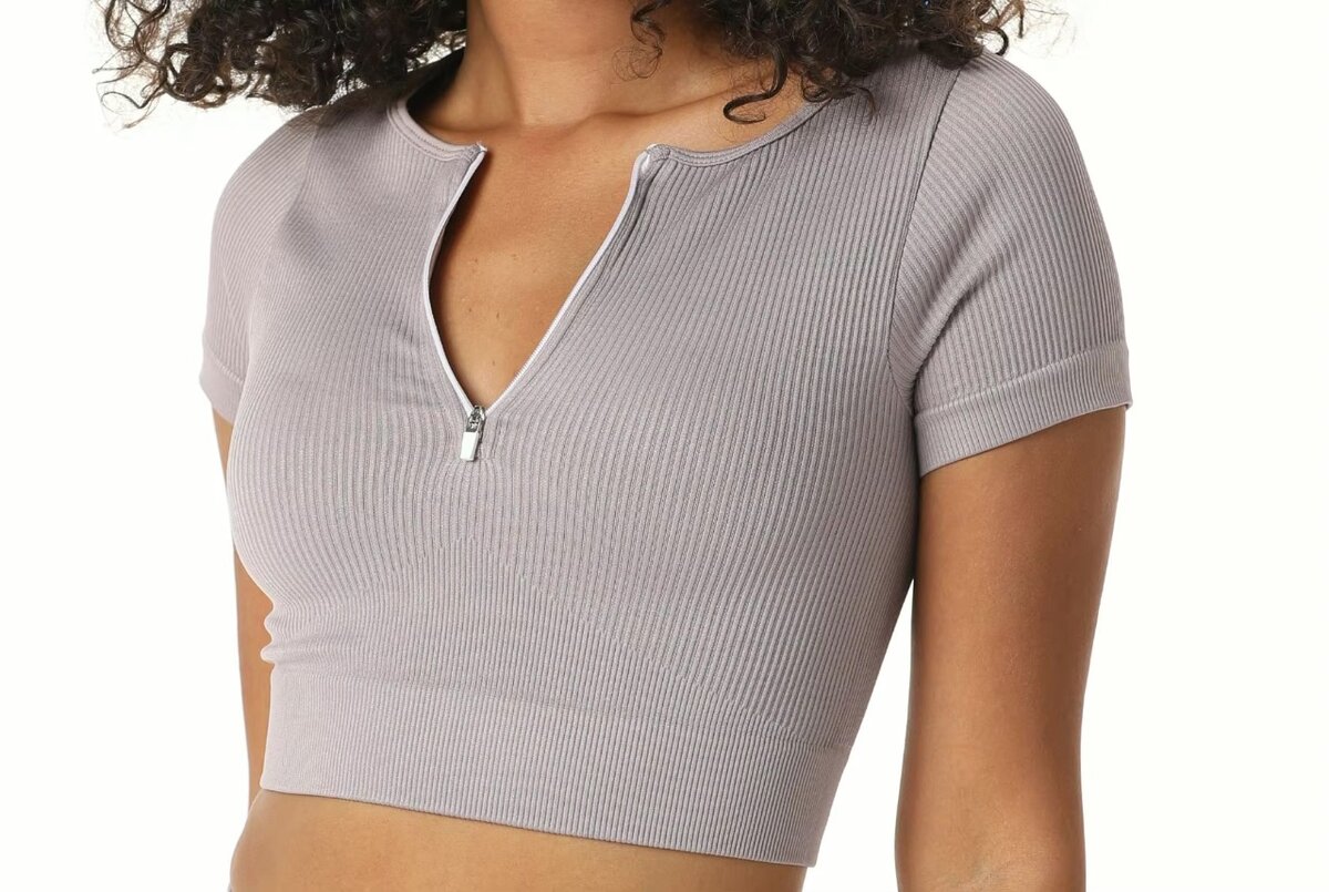 Top court zippé pour femmes