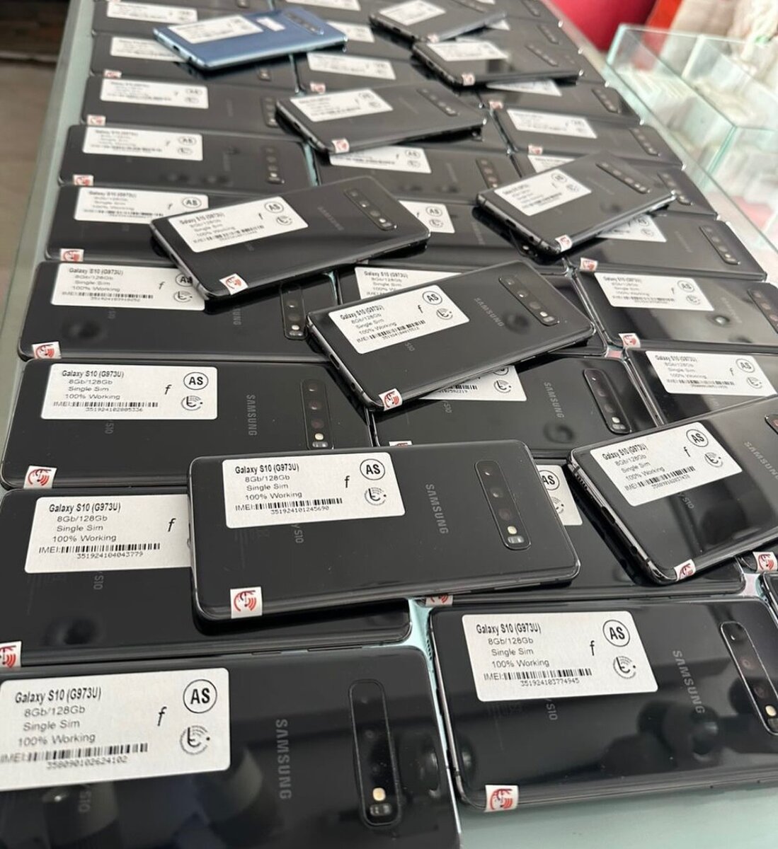 SAMSUNG GALAXY S10+