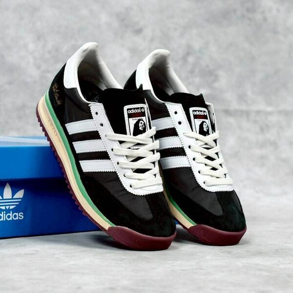 Sneakers Adidas Classics