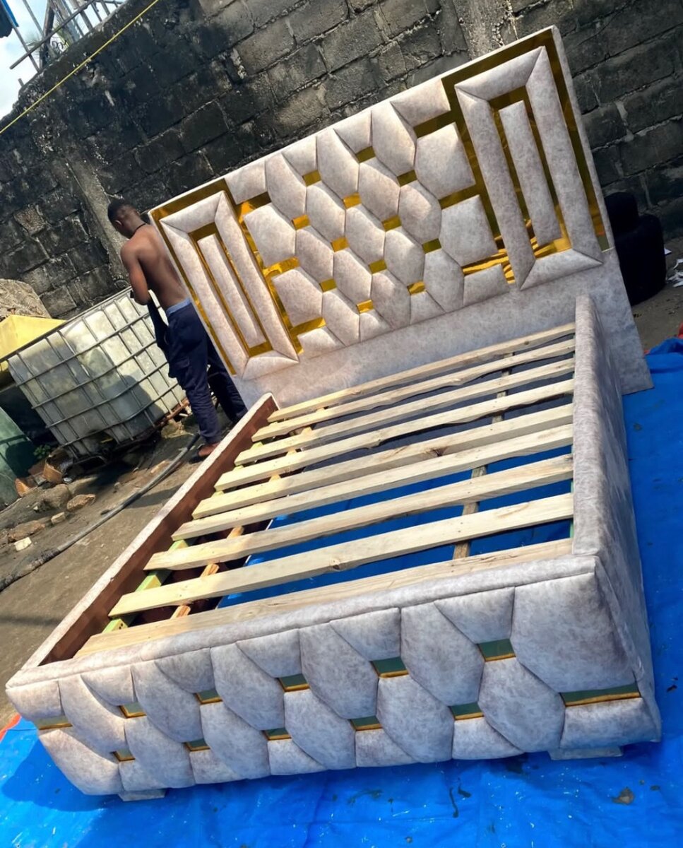 Kings Size & Queen Size Bed