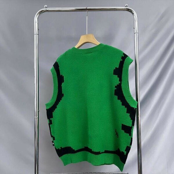 Knitted Armless