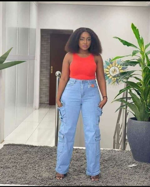 Pantalon disponible