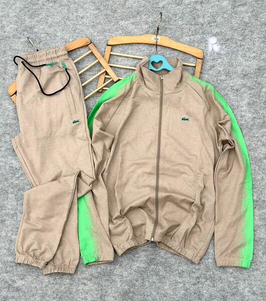 Complet Lacoste